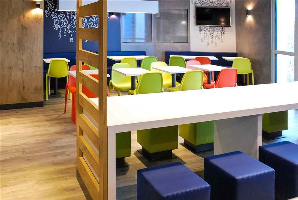 Ibis Styles Les Sables Olonne Hotel Ресторант снимка